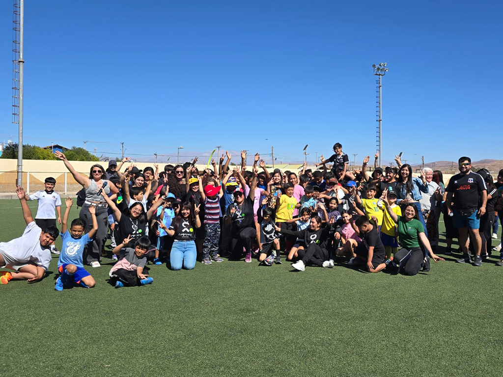 Lee más sobre el artículo Vuelve el programa “Barrios” con la Municipalidad de Diego de Almagro y Fundación Fútbol Más